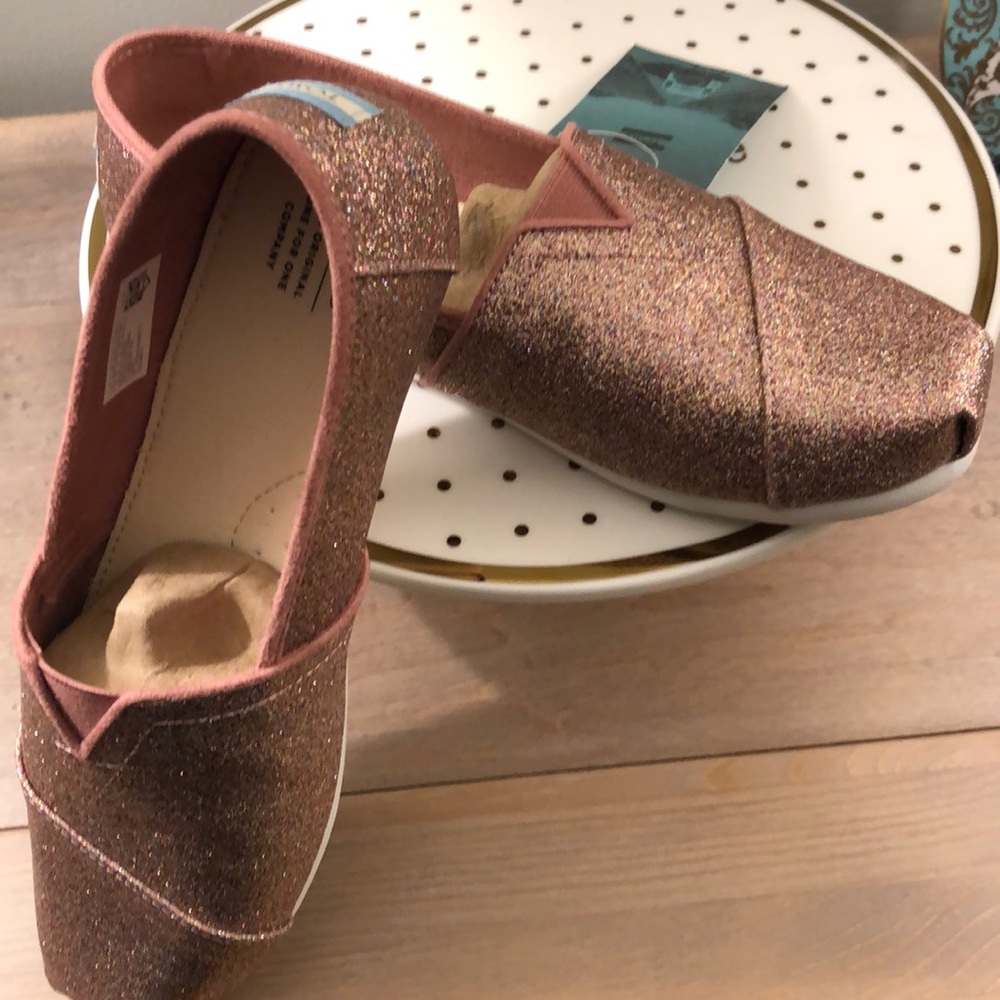 NWT sparkle glitter TOMS